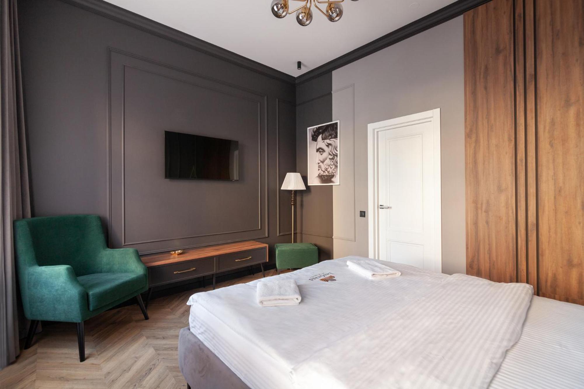 Leogrand Vip On Svobody Avenue 43 Διαμέρισμα Λβιβ Εξωτερικό φωτογραφία