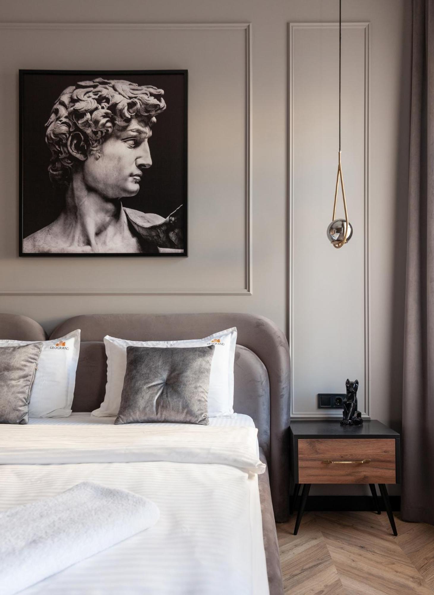 Leogrand Vip On Svobody Avenue 43 Διαμέρισμα Λβιβ Εξωτερικό φωτογραφία